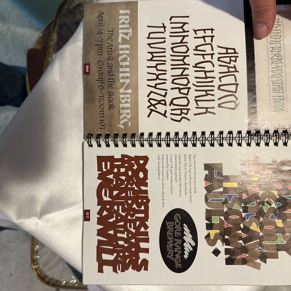 25th Edition, A Comprehensive Guide to Pen & Brush Lettering Calligraphy - Picture 16 of 16